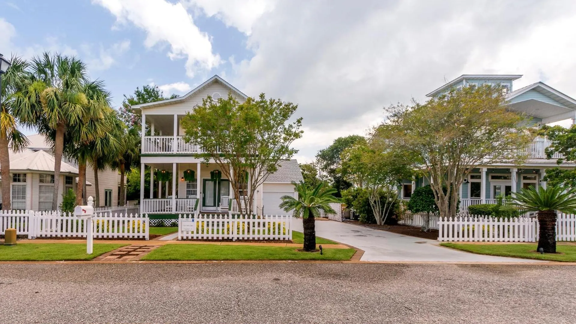 Holiday home The Charleston Free Golf Cart Priv Pool Oasis Villa Destin United States